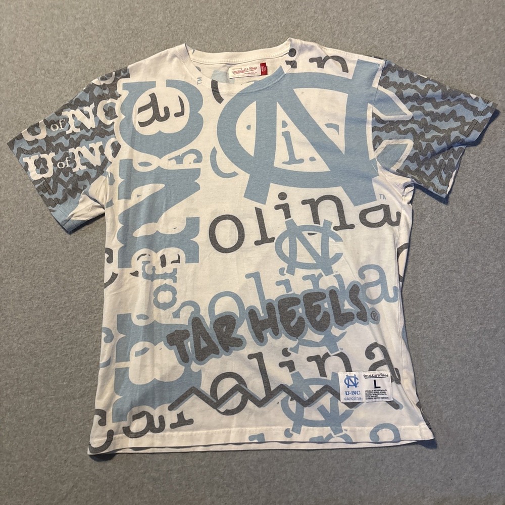Mitchell & Ness Carolina Tarheels T Shirt Men's Sz L All Over Print NCAA
